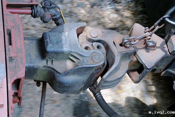 货车车钩的构造及原理