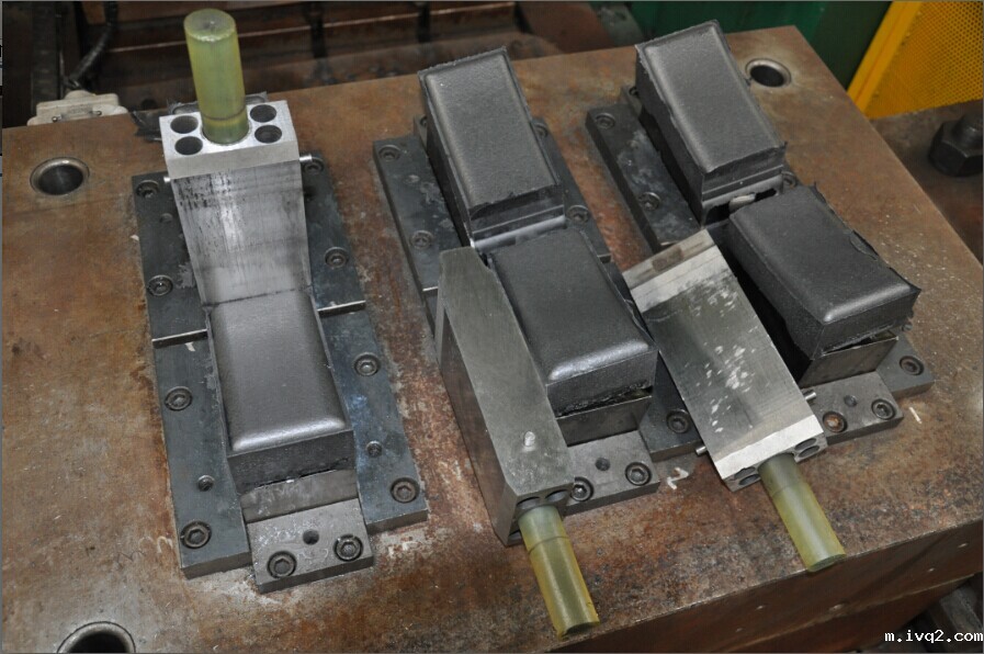 地铁车辆用高摩伟德1946游戏官网及其制造方法