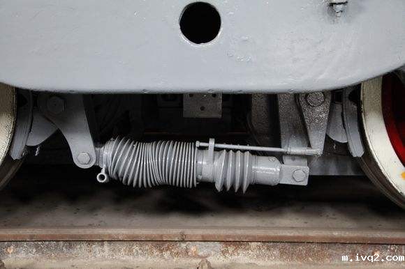 小小改造解决闸瓦偏磨问题